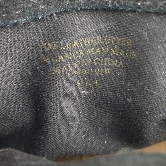 NWOB Splendid Black Suede Rodeo Bootie
Sz 8 - Picture 3 of 8